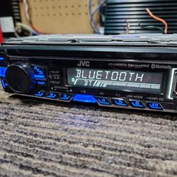 JVC KD-X320BTS
Digital media receiver Loaded