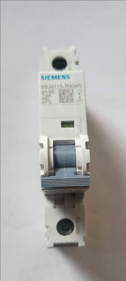 Siemens miniature circuit breaker 5A