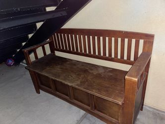 FREE BENCH.