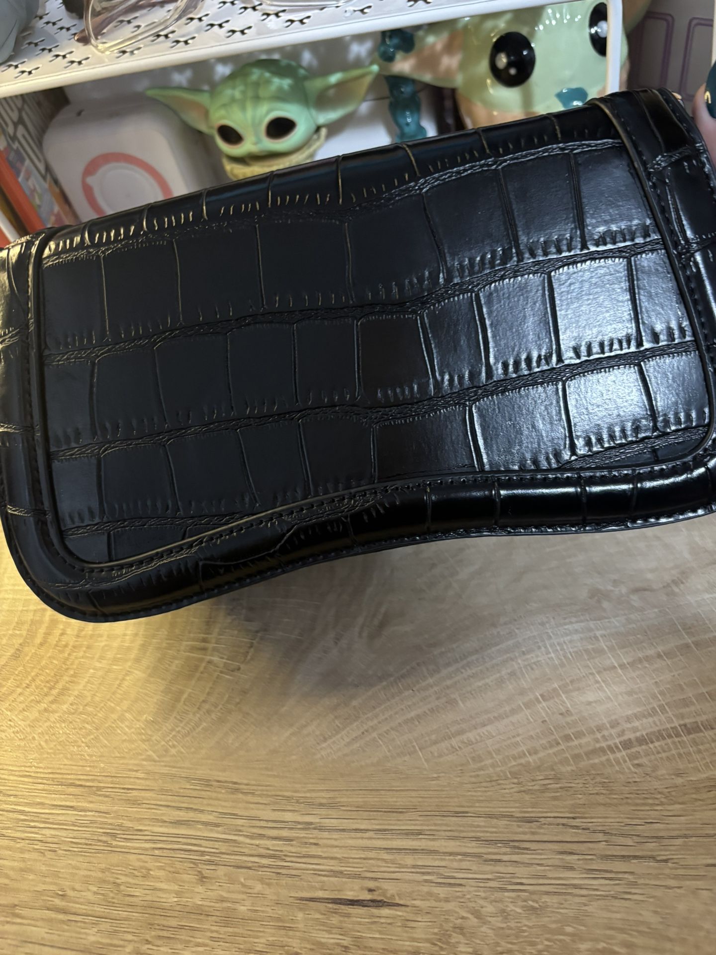 Women shoulder bag
