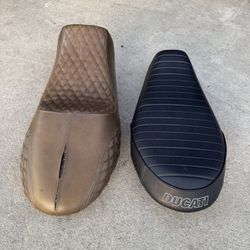 Ducati Scrambler 800 seats