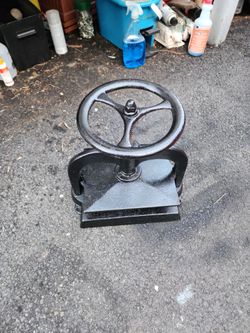Paper press cast iron