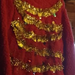 Christmas Sweater .Size Junior XL..(Looks Like A Large..(NEW).