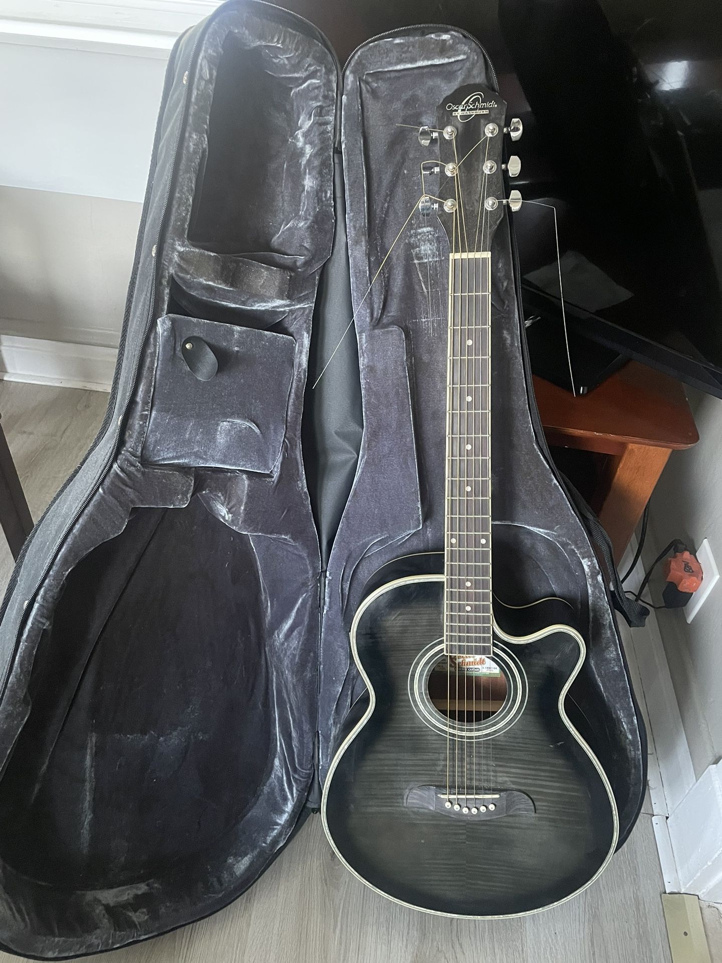 Oscar Schmidt Guitar