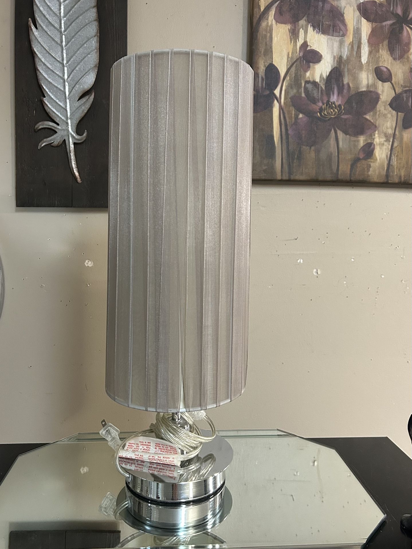 Very Pretty Lamp 20”