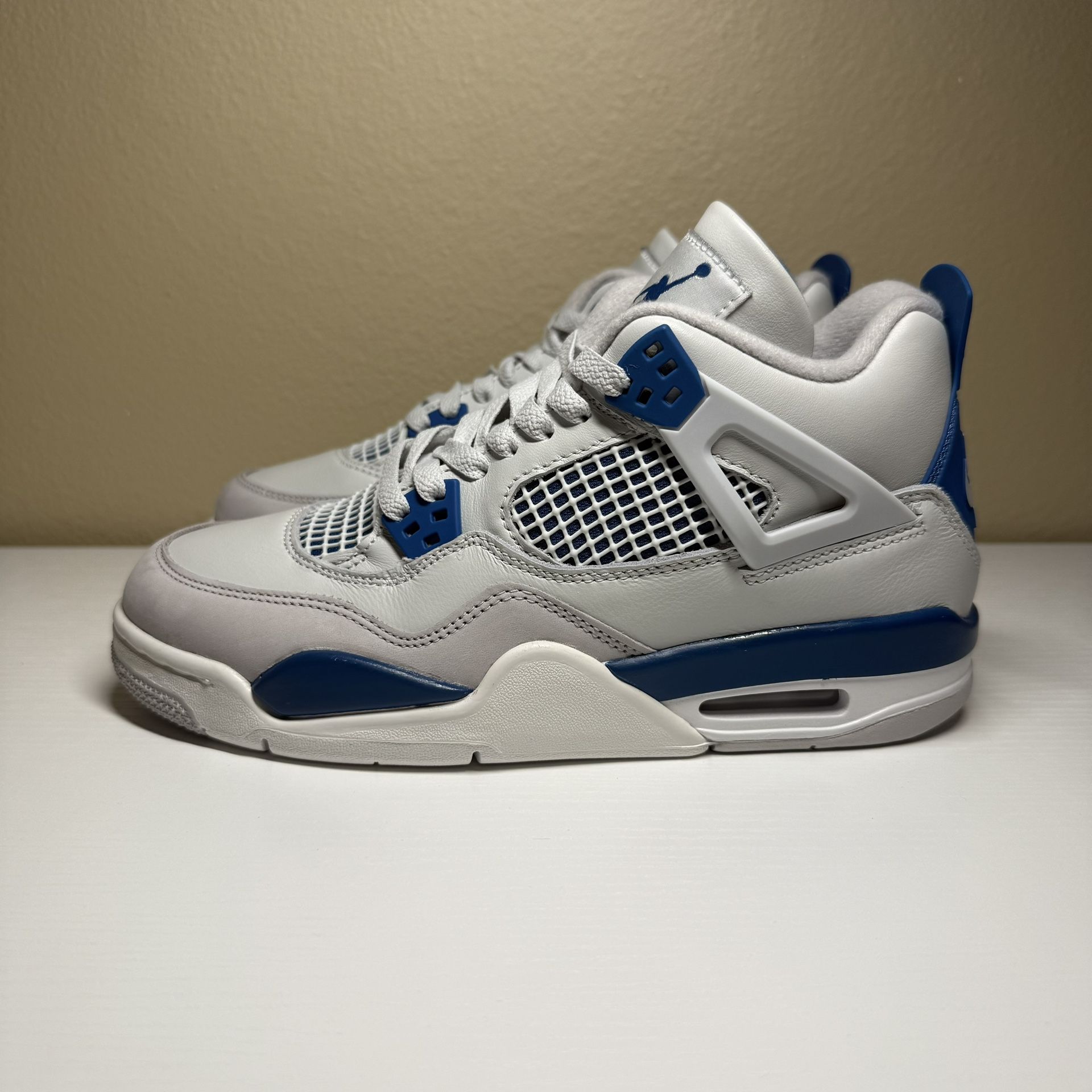 Jordan 4 Retro (GS) Military Blue 2024 NEW size 6.5y/8w display picture 2