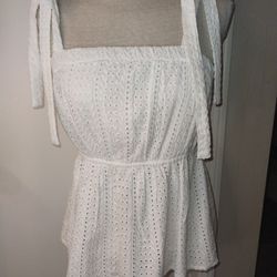 Sim & Sam Women's Shoulder Tie White Blouse Tank Size Medium EUC