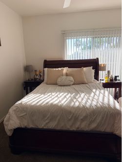 Wood Sleigh Bed