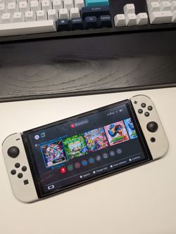 NINTENDO SWITCH OLED + LITE + SPECIAL EDITION GAMES POKEMON METROID  DOOM HADES BUNDLE FOR $550