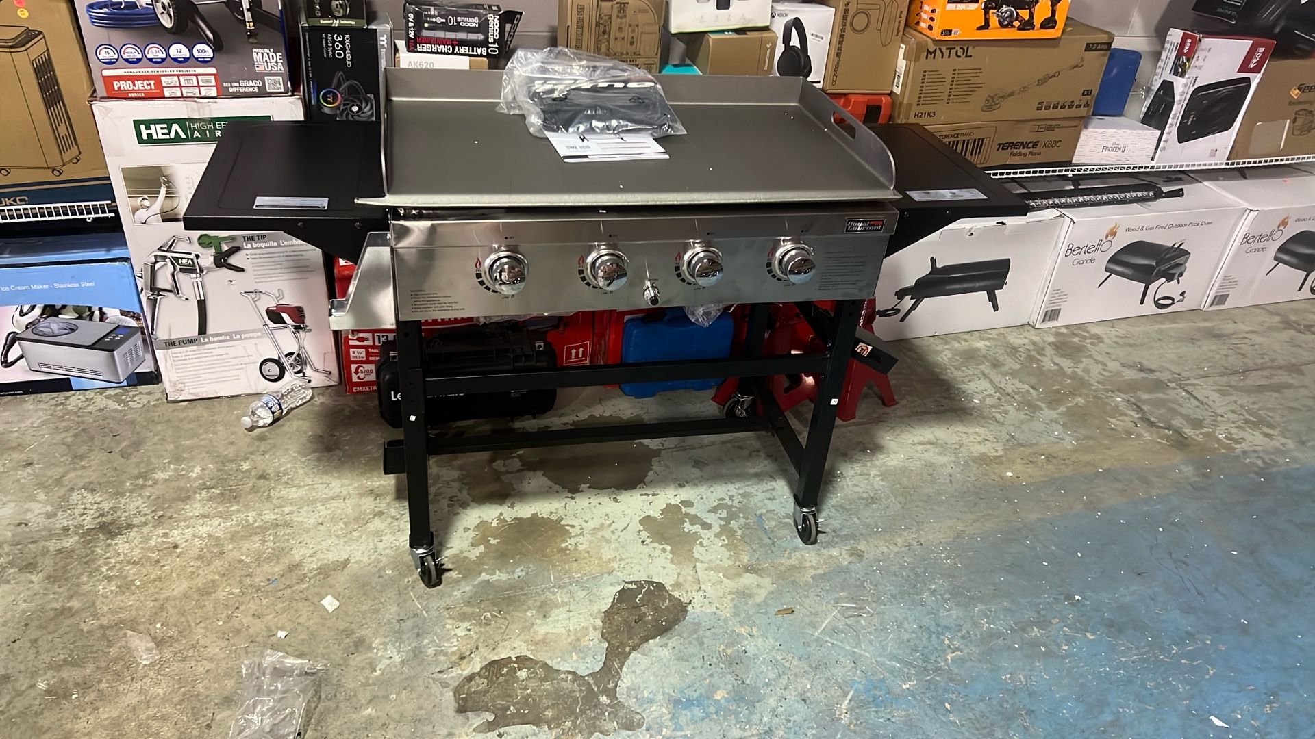 36 inch grill brand new but they have a little dent in the side work perfect never use