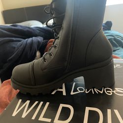 Women Combat Boots 