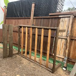 Free wooden bed frame queen size