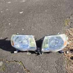 Tacoma Headlights 