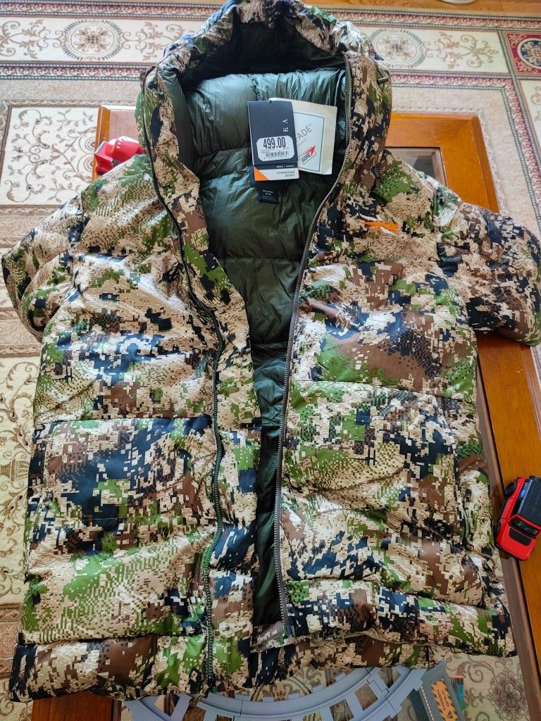⚠️NEW Mens Sitka HyperDown Jacket Optifade Subalpine Medium⚠️