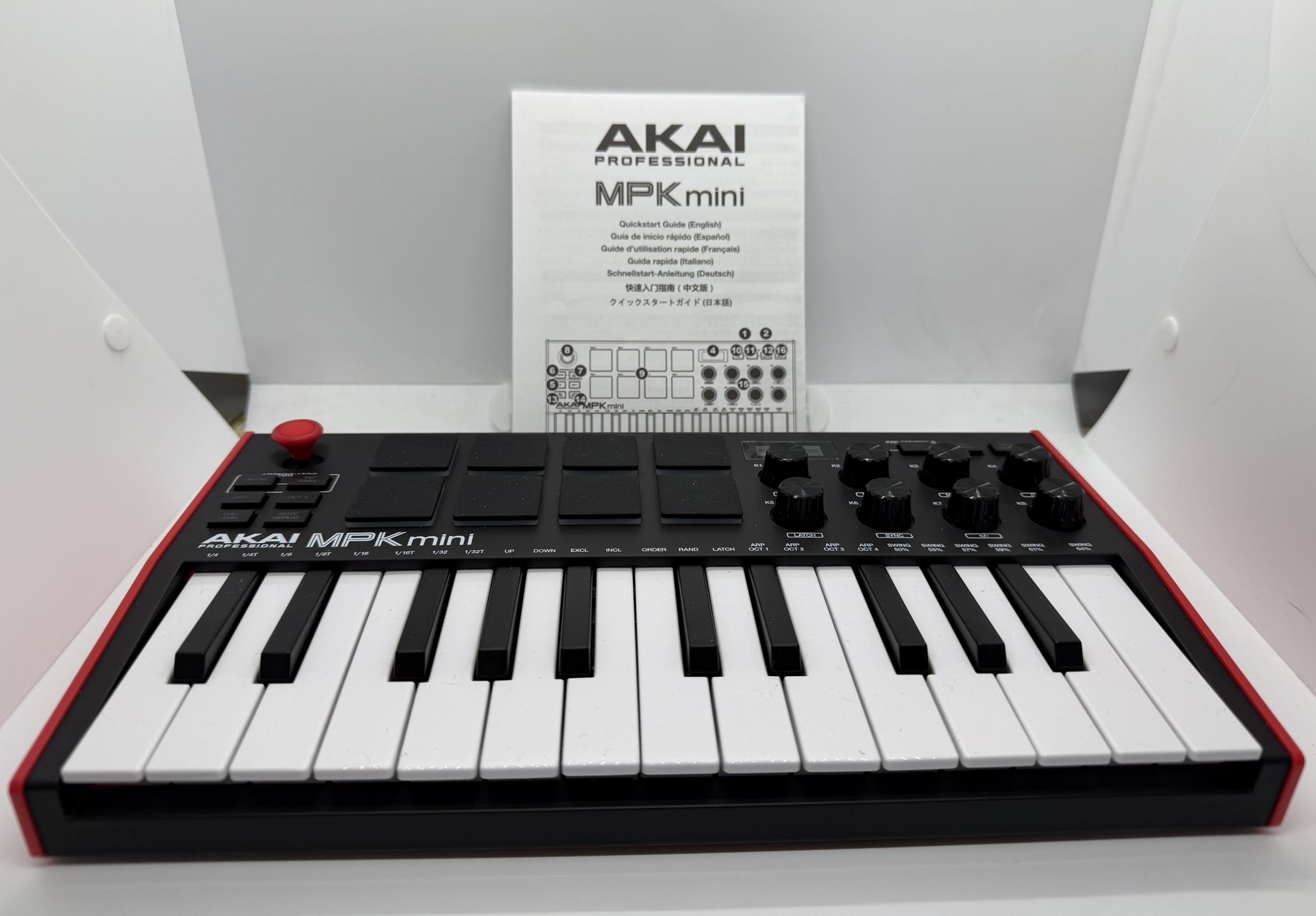 AKAI Professional MPK Mini Keyboard