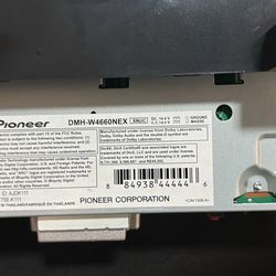 Radio system Pioneer DMH-W4660NEX open to deals