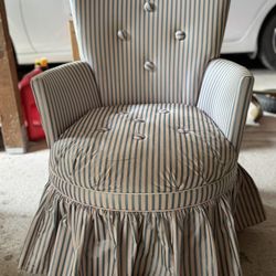Vintage Boudoir Chair
