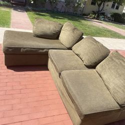 Free Couch Pacific Beach