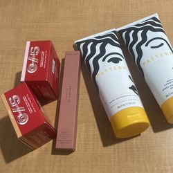 Makeup / hair products