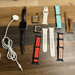 Apple Watch ⌚️ Series 1, 38mm, With Accessories 