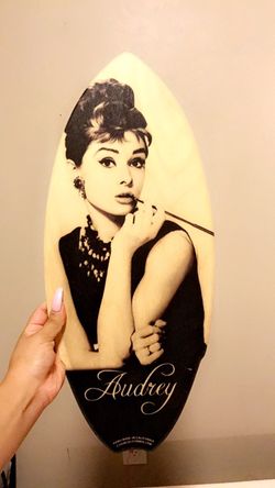 Audrey Hepburn painting