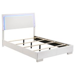 COASTER FELICITY WOOD FULL LED PANEL BED WHITE HIGH GLOSS