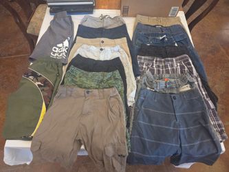 Lot of 16 shorts boys size 12 excellent condition