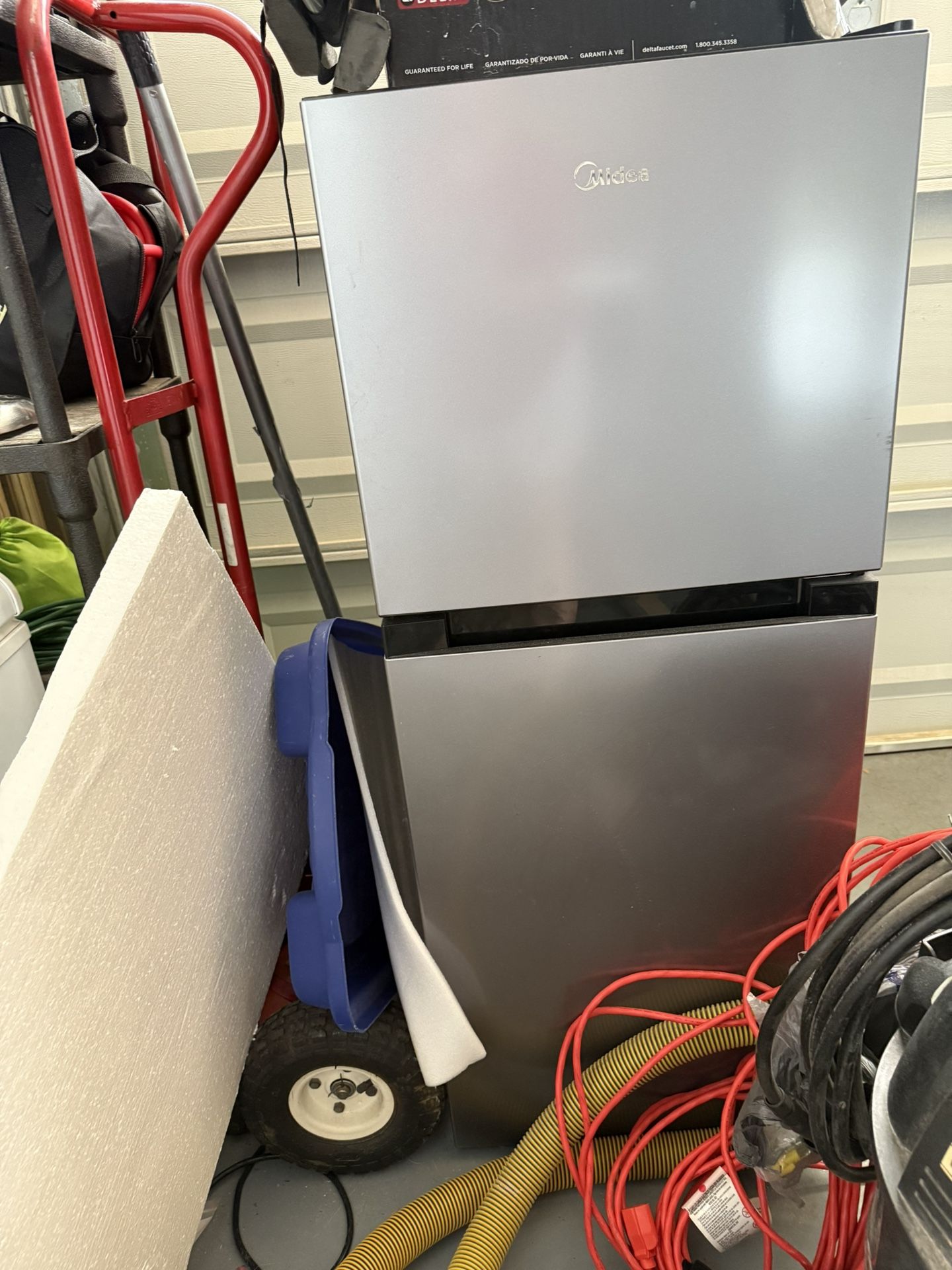 Midea Mini Fridge
