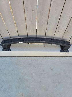 rear impact bar from a 2023 cadillac xt6