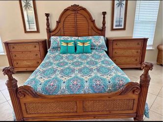 4-Piece Tropical Wood and Wicker Set