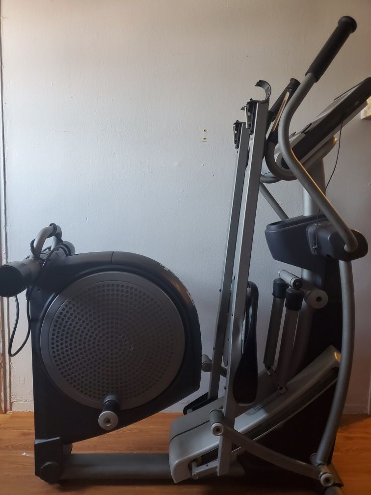 Nordictrack Elliptical Machine (Pathfinder) for quick Sale $85 OBO