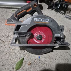 RIDGID R8652 GEN5X 18 Volt 7-1/4 Cordless Circular Saw  *Tool Only* W/ Blade no battery