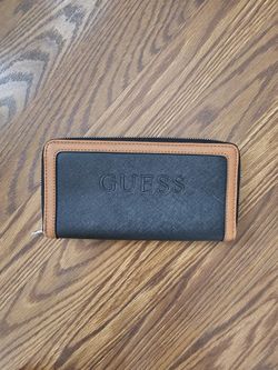 Guess Wallet *Authentic*