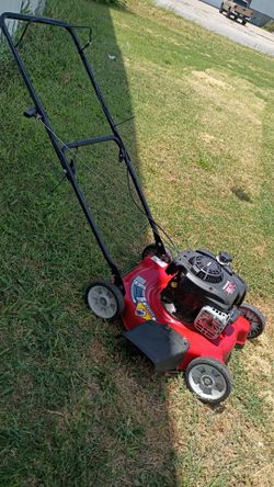 Yard machine lawnmower works