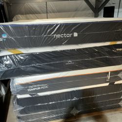 Nectar Mattress.   King Size Nectar 4.0 Classic Memory Foam Mattress.   ☎️📲call Or Tex (213)713-74-89