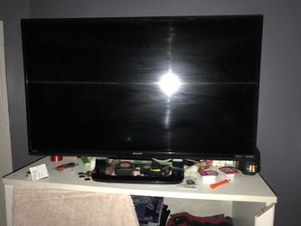 32in Sharp TV