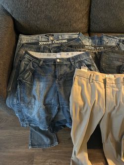 16 pairs of jeans size 34 5$ each