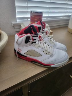 Jordan 5 Fire Red Size 8.5