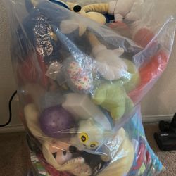 Free Bag Of Toys / Plushies 