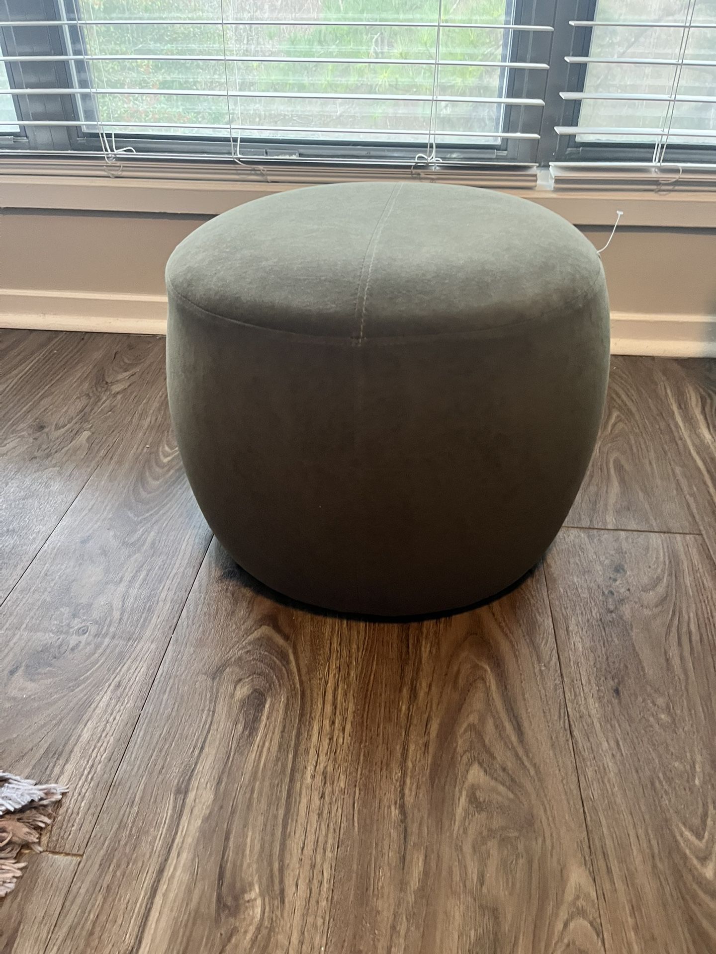 Olive green Ottoman