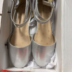 Girls Flats Size 8