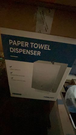 Paper towel dispenser
