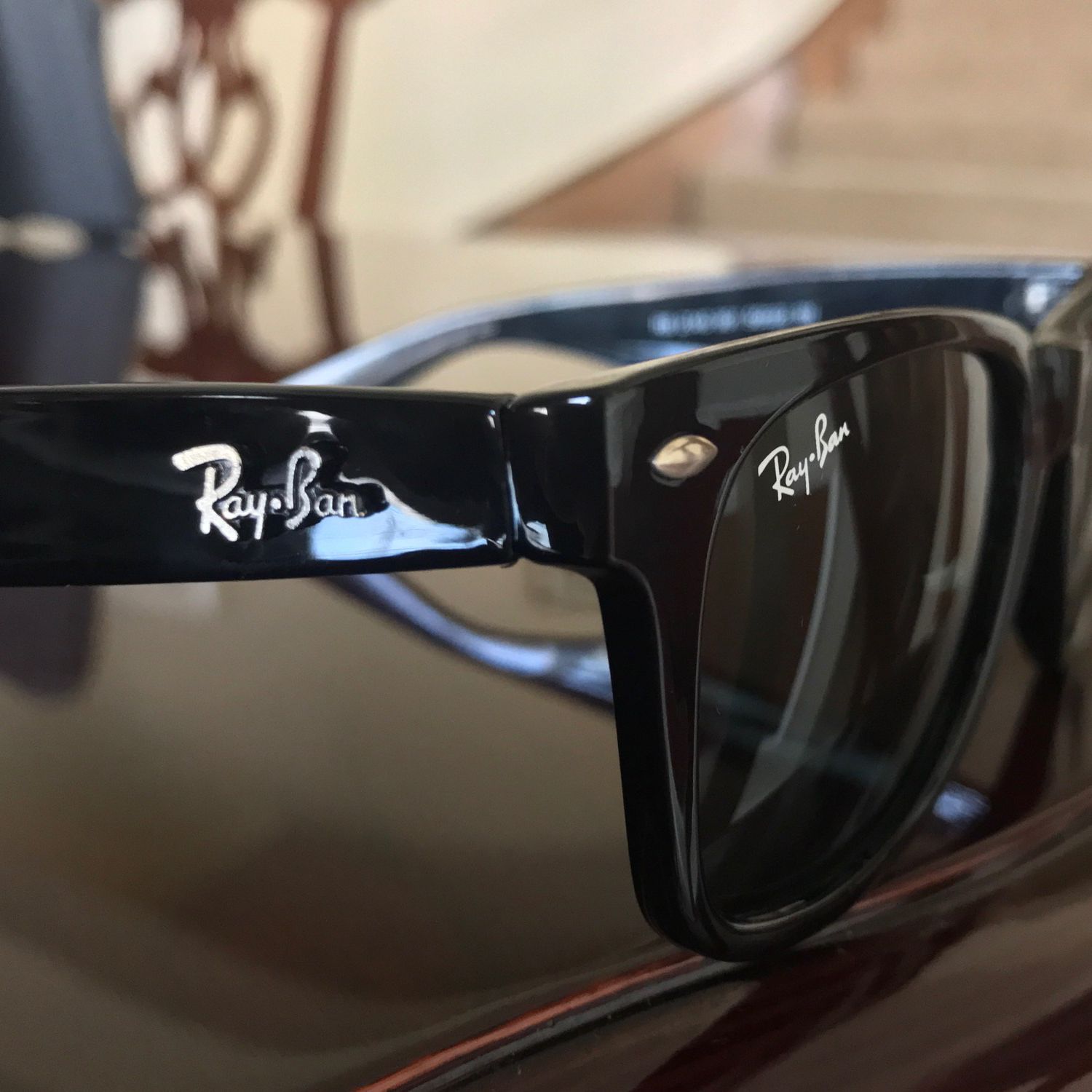 RB Aviator Sunglasses Black / Gold