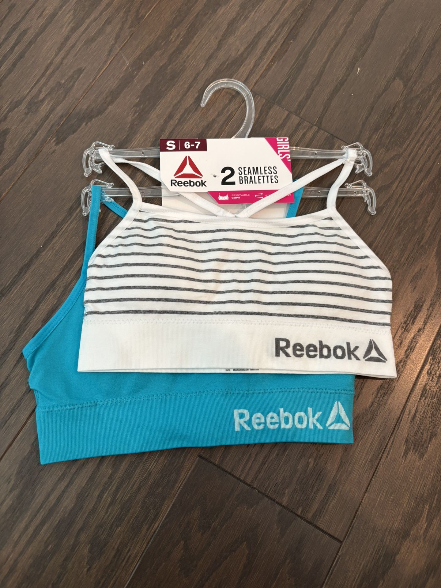 New - Reebok Girl’s sports bra, size 6/7