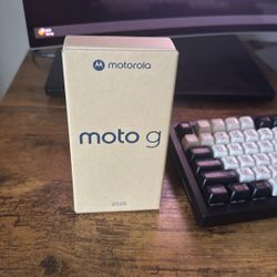 Brand new Motorola Moto G 2025 128GB Forrest Gray Phone Unlocked