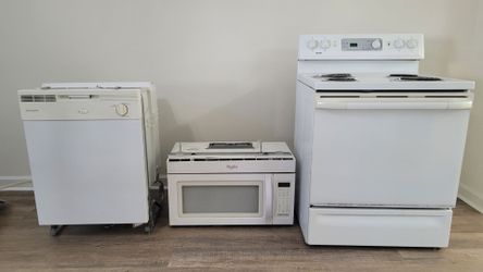 White Kitchen Appliances