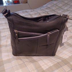 Brand New Leather Purse Naturalizer
