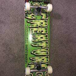 7.75 Creature Brand New Skateboard 