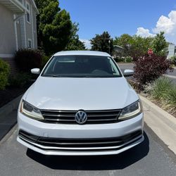 2017. VW Jetta S 