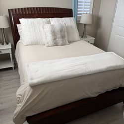Queen Size Bed: Frame, Mattress, Box Spring